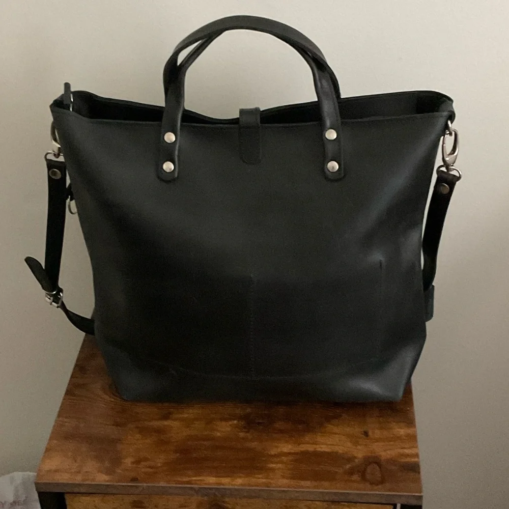 Elegant Black Leather Laptop Bag for Women, SanumiLeatherGoods